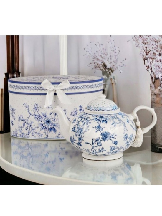 Other - Vintage Blue Flowers Porcelain Teapot in Gift Box